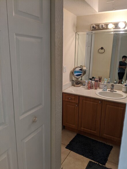 Building Photo - 7713 SW 88th St