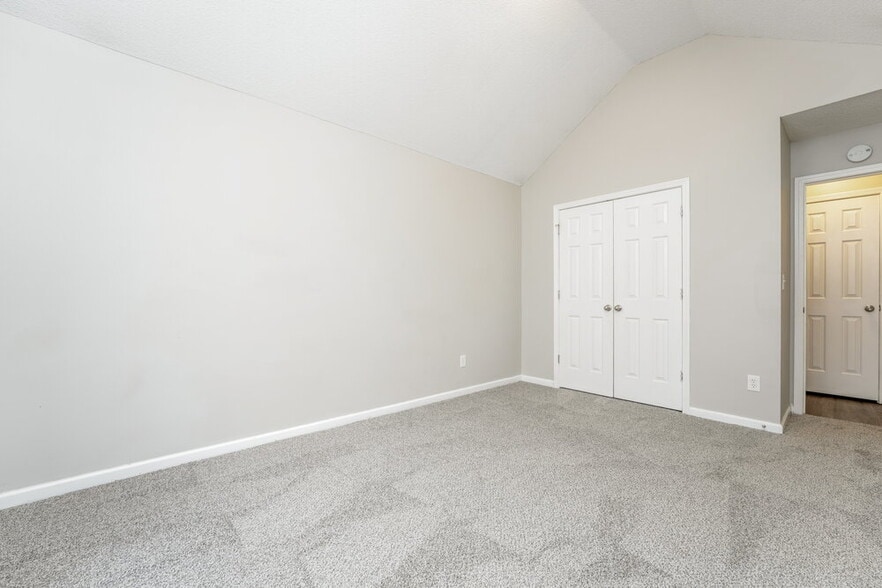 Building Photo - 3735 Salem Chapel Dr