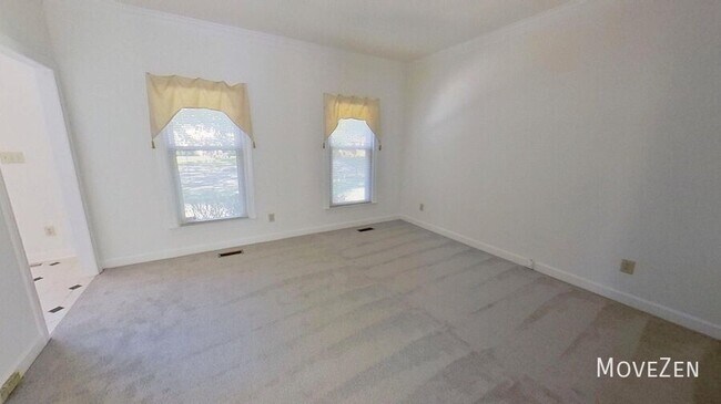 Building Photo - 2400 Tweedmore Ct