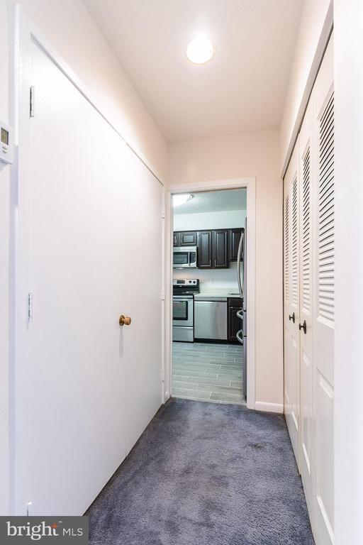 Building Photo - 3709 S George Mason Dr