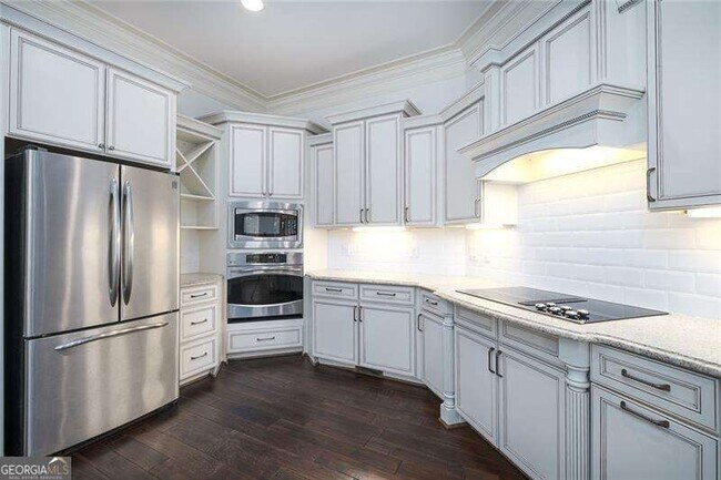 Building Photo - 1106 Devine Cir NE