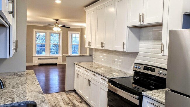 Building Photo - 29 N Brainard Ave