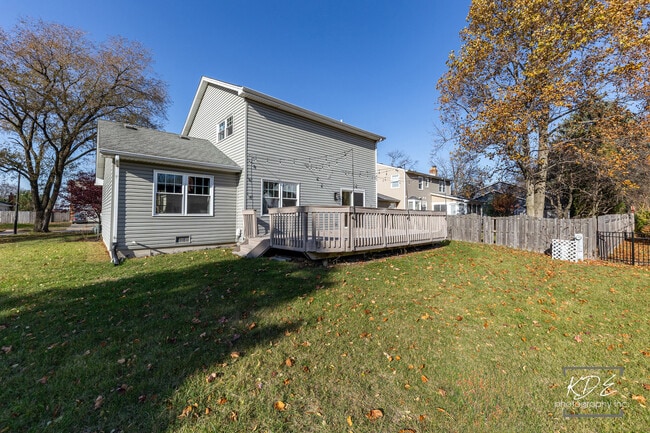 Building Photo - 350 Pearson Cir