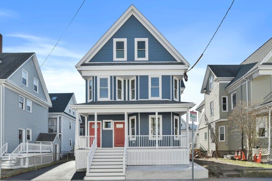 Building Photo - 4 Benson St