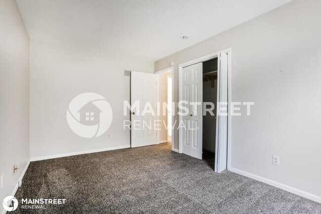 Building Photo - 1405 NE Tawny Drive, LEE'S SUMMIT, MO 64086