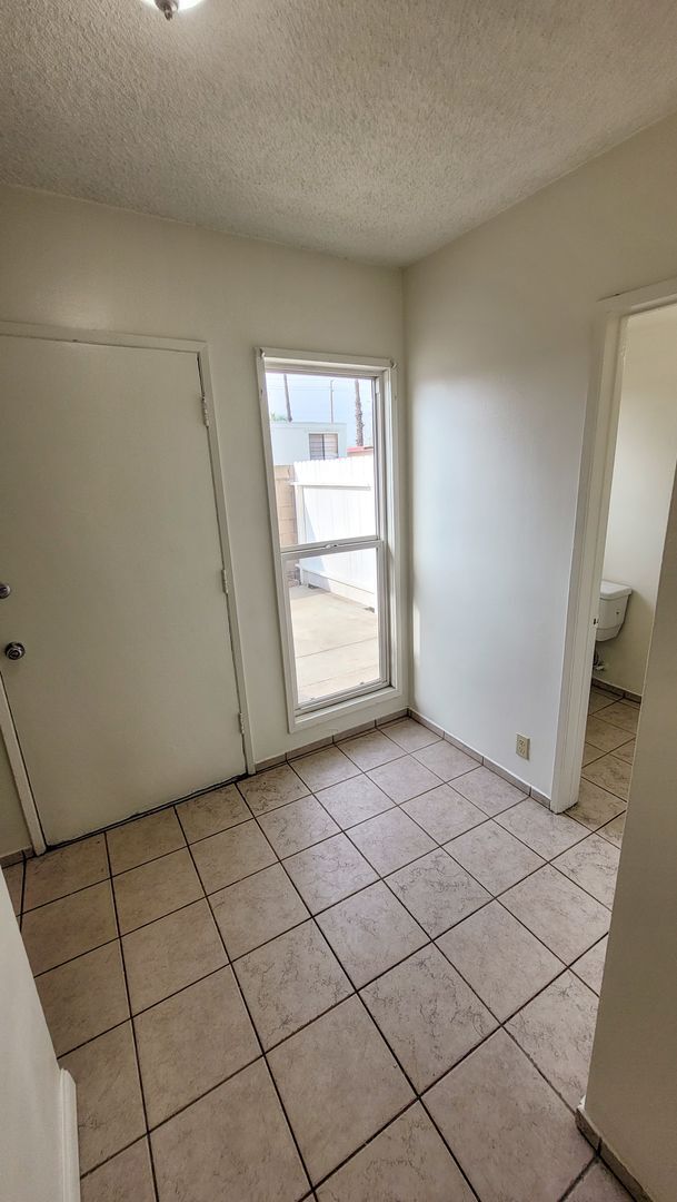 Building Photo - 8031 Fillmore Dr