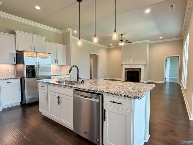 Building Photo - 12804 Hudbug Dr