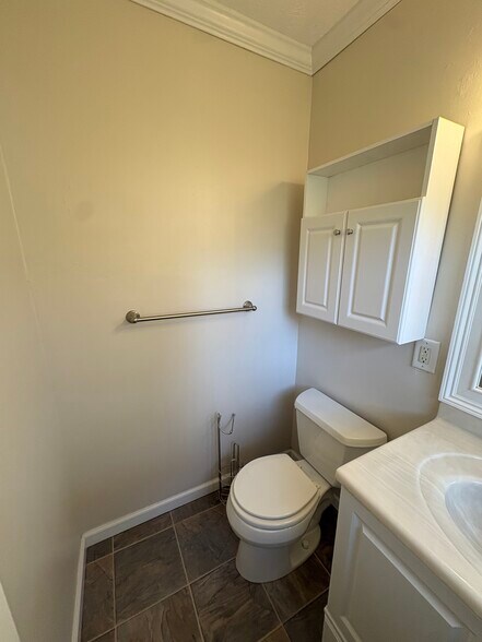 Building Photo - 169 Fleetwood Way