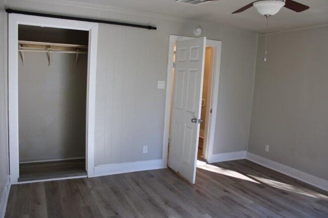 Building Photo - Temple 3 Bedroom Near Scott and White!