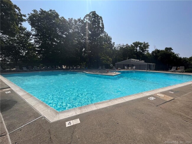 Building Photo - 60 Olcott Way