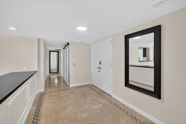 Building Photo - 4000 N Ocean Dr