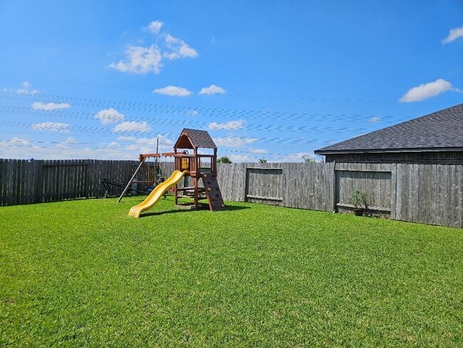 Building Photo - 9506 Green Maple Ct