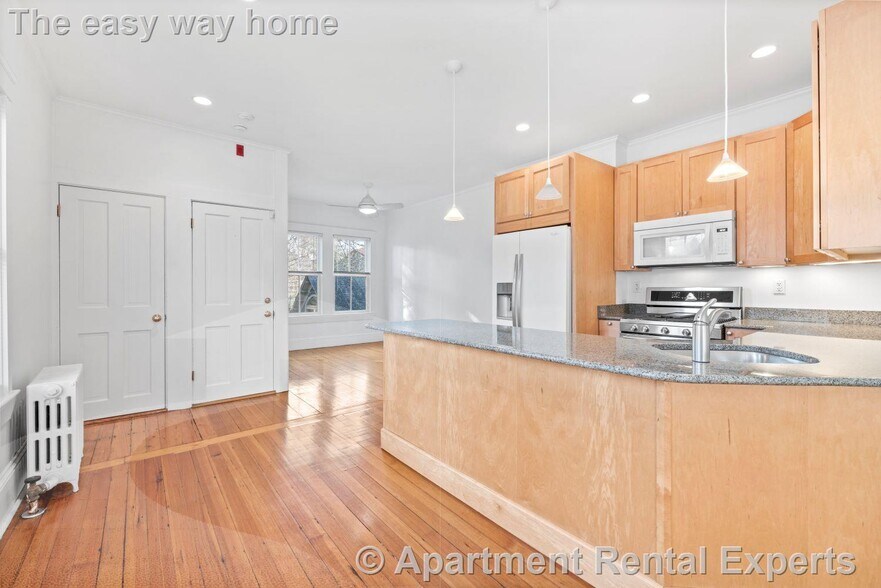 Building Photo - 30 Healey St