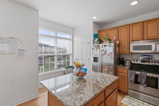 Building Photo - **COMING SOON**  WATER VIEW TOWNHOME IN MONROE POINT – COLONIAL BEACH, VA