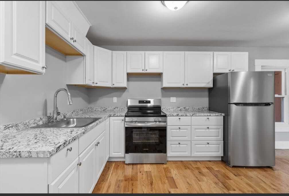 Building Photo - 90 Leighton St