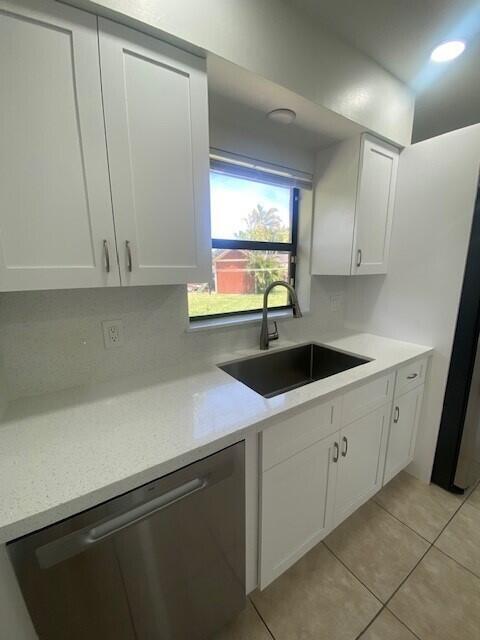Building Photo - 1100 Cameo Cir