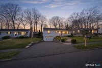 Building Photo - 9 Cobblers Ln