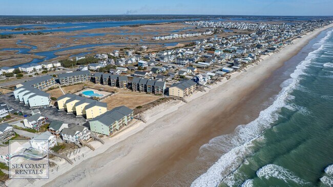 Building Photo - FURNISHED OFF-SEASON MONTHLY RENTAL NOW AVAILABLE