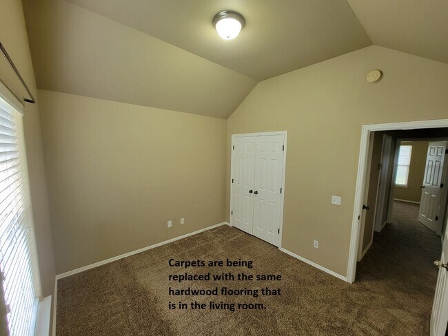 Building Photo - 1303 E Ken Leach Ct