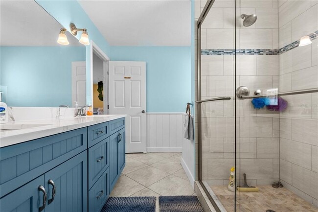 Building Photo - 3740 Gulf of Mexico Dr