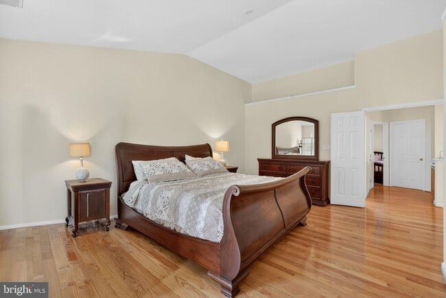 Building Photo - 8010 Readington Ct