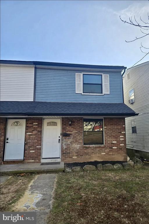 Building Photo - 580 Walnut St