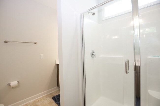 Building Photo - "Spacious 4 Bed, 2.5 Bath Rental in Vass, ...