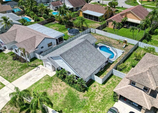 Building Photo - 22471 Grouper Ct