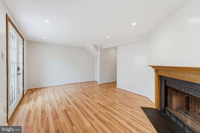 Building Photo - 10305 Bridgetown Pl