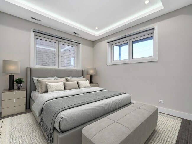 Building Photo - 1446 W Chestnut St