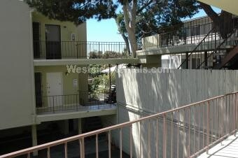 Primary Photo - 2525 Beverly Ave