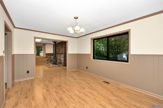Building Photo - 286 Springhill Rd NW