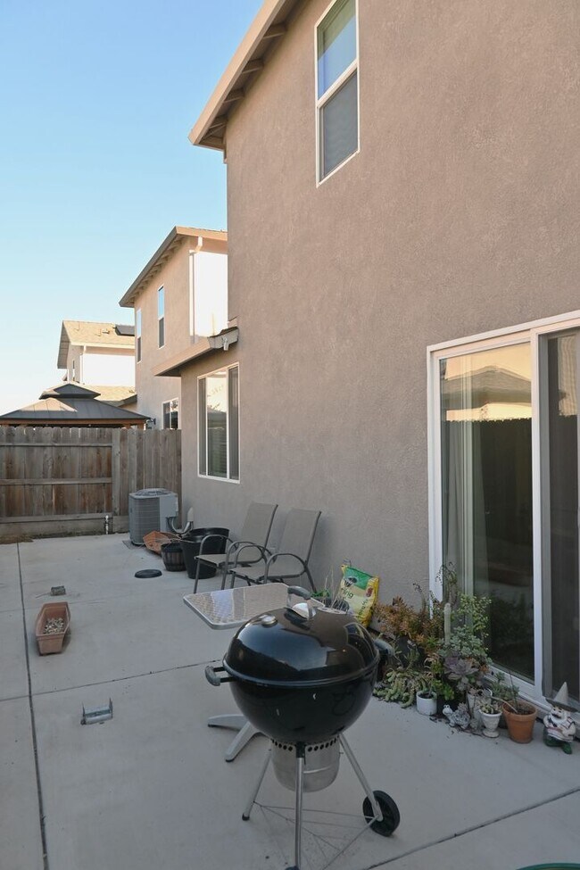 Building Photo - Resident Benefit Package Property