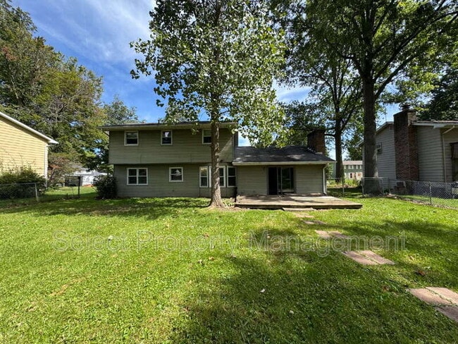Building Photo - 1925 Kendawa Dr