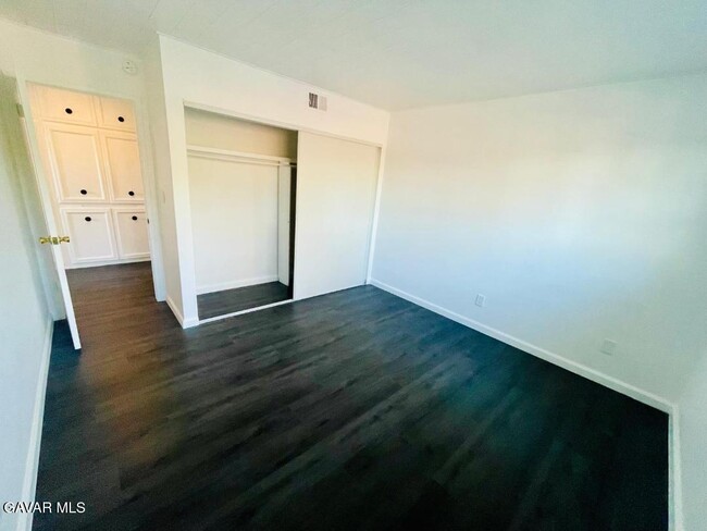 Building Photo - 17208 Braxton St