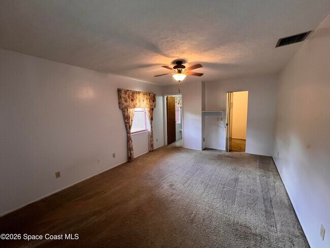 Building Photo - 1586 Wacker Ave SE
