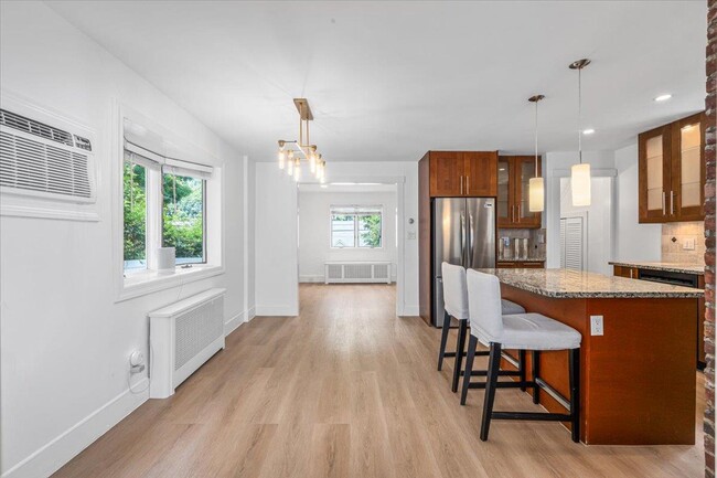 Building Photo - 46 Marino Ave