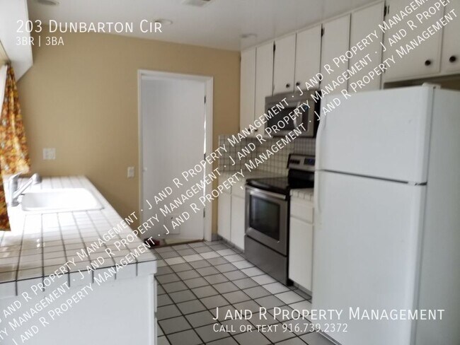 Building Photo - 203 Dunbarton Cir