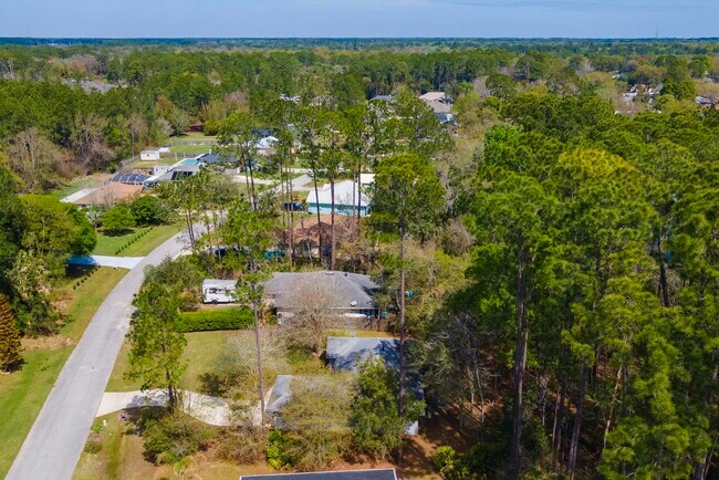 Building Photo - 4040 Red Pine Ln