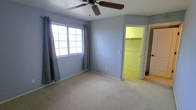 Building Photo - 3 Bedroom + Office Home in the Vineyards Community Near W Germann Rd and S Dobson Rd!