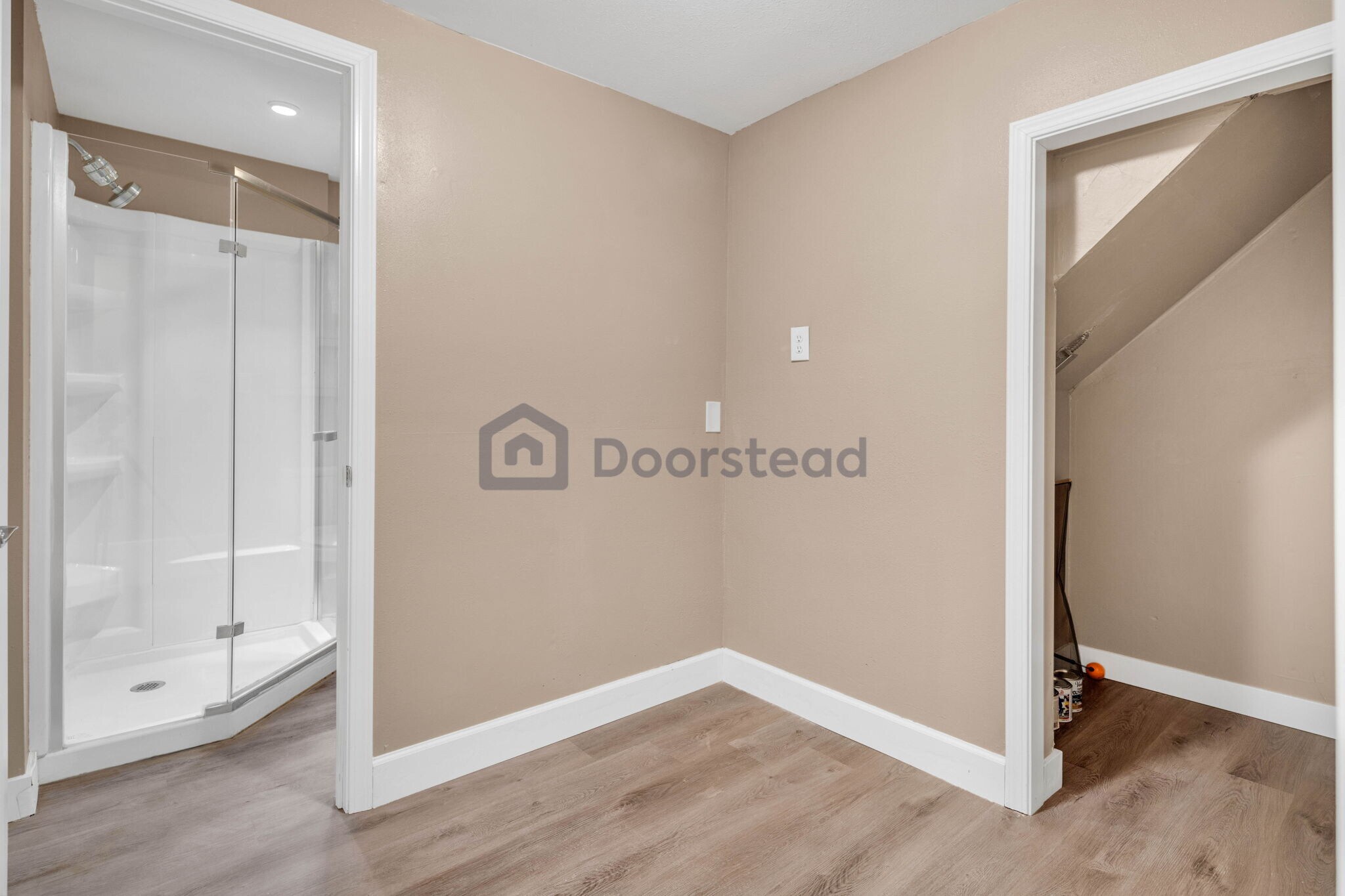 Building Photo - 4103 NE 2nd Pl