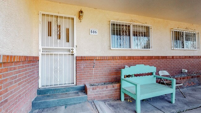Building Photo - NORTH VALLEY 3 Bedroom  2 Bath