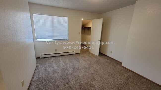 Building Photo - Near CMU & St. Mary's 2 Bedroom 1.5 Bath T...
