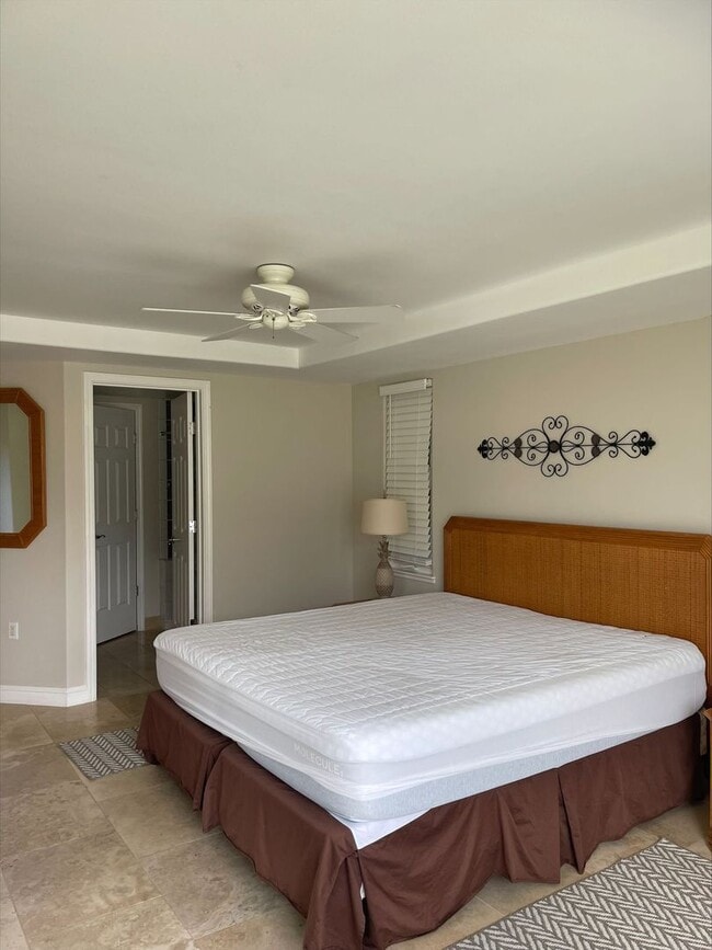 Building Photo - Furnished 3 Bedroom 3 Bath Condo