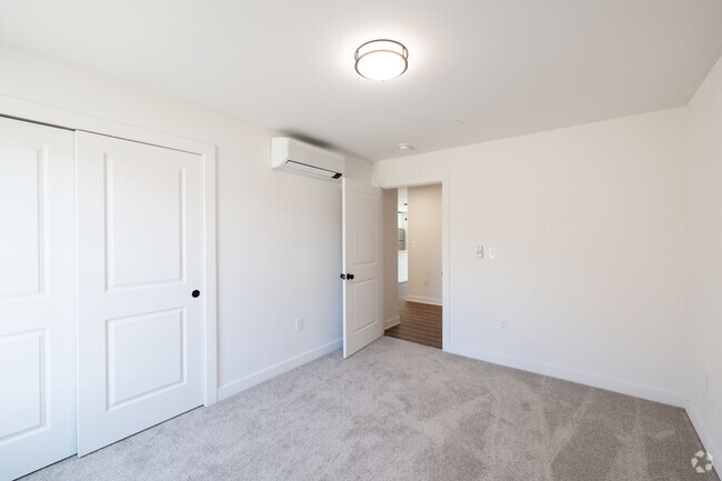 2BR, 1BA - 1000SF -Secondary Bedroom - The Residences at Davis Pines
