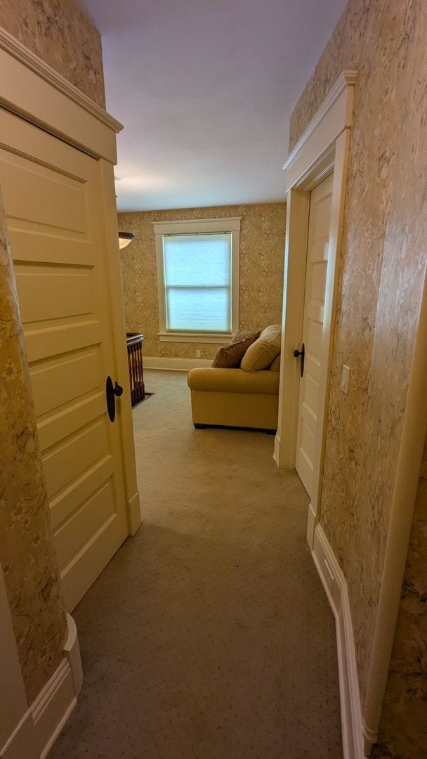 Building Photo - Welcome to this fully furnished 3-bedroom, 1.5-bath home in Massillon
