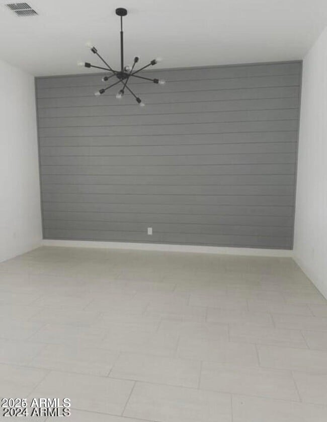 Building Photo - 10345 E Thatcher Ave