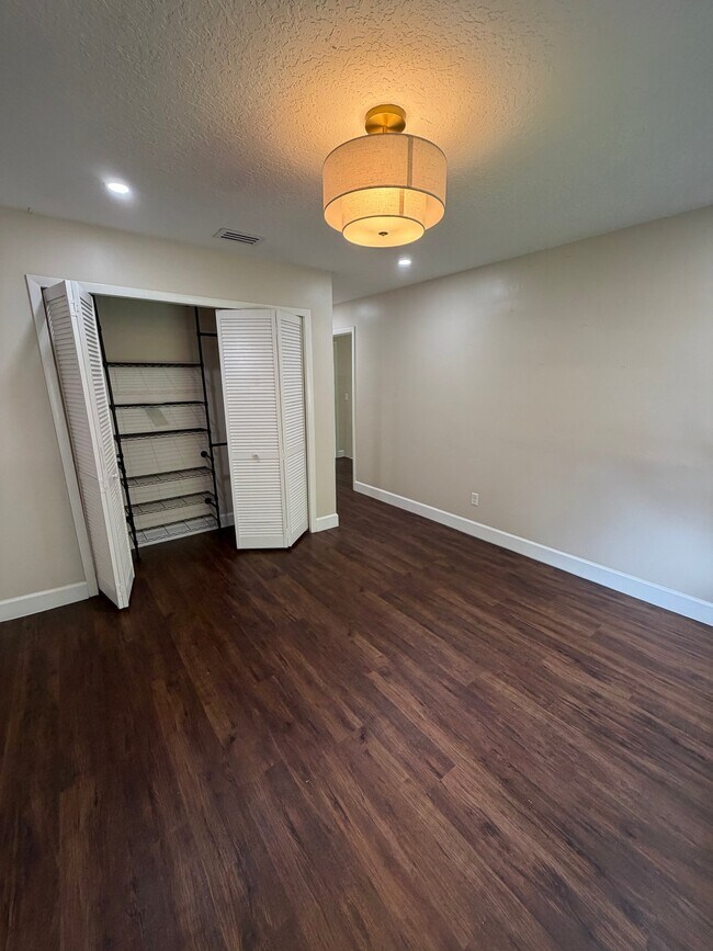 Building Photo - 8207 Citrus Chase Dr
