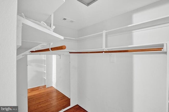Building Photo - 13257 Wonderland Way