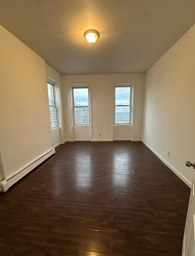 Building Photo - 89 Belmont Ave